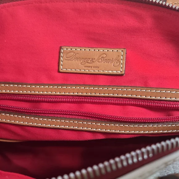 Dooney & Bourke Cream and Tan Shoulder Bag - Picture 13 of 15